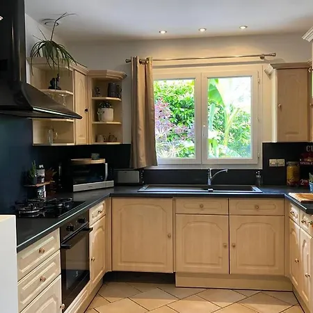 Ferienhaus Detente Dans Une Maison De Charme Avec Jacuzzi *