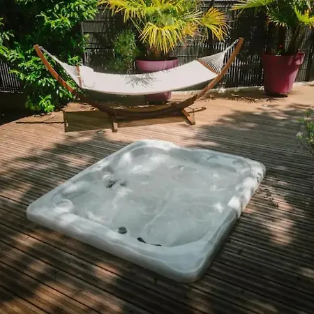 Detente Dans Une Maison De Charme Avec Jacuzzi Ferienhaus Royan